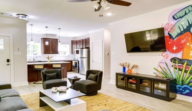 MidCity Mural House - LSU - 3Bed Modern Amenities
