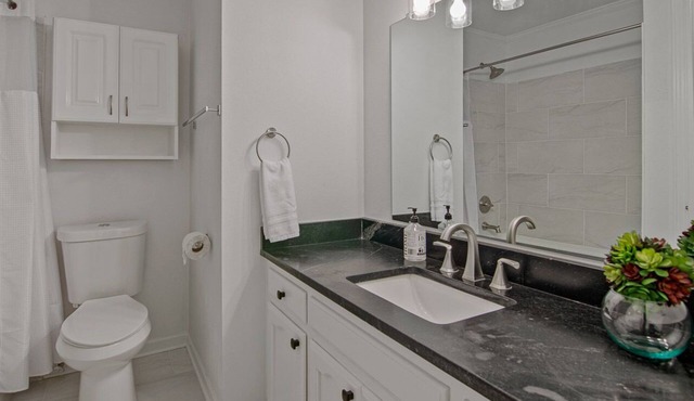 MIRKWOOD- Level Up Your Stay 3/2 House with Arcade in the heart of Baton Rouge