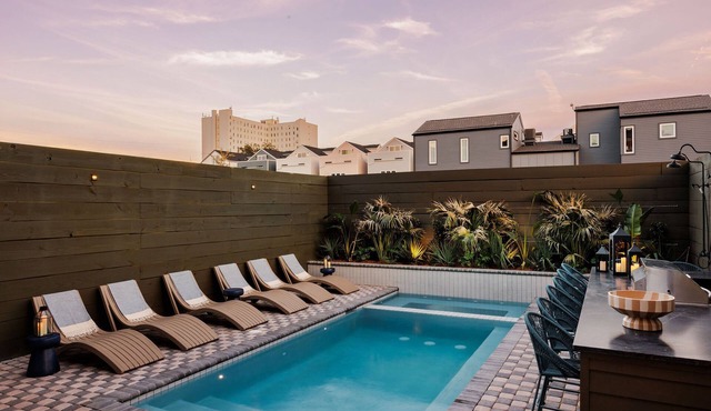 Modern New Homes | Heated Pools and Spas in New Orleans