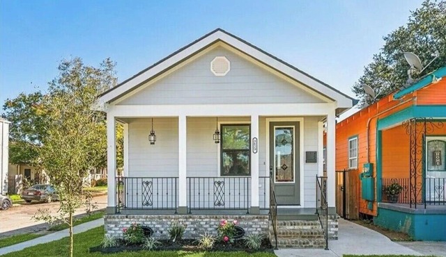 New Construction -3BR/2 Full bath in Safe Gentilly area