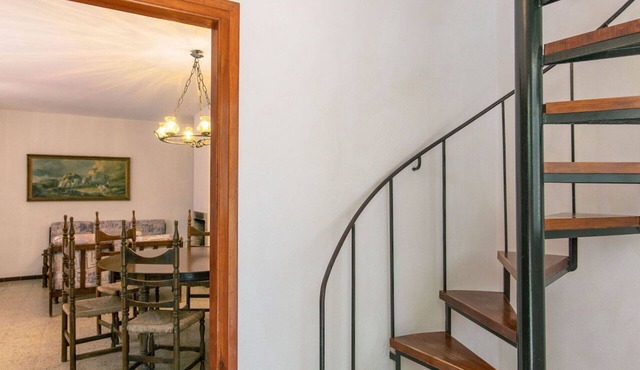 Nice apartment for 6 guests with WIFI, TV and terrace in Begur