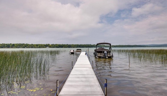 On 4 Acres! Retreat w/Lake Access in Maple City