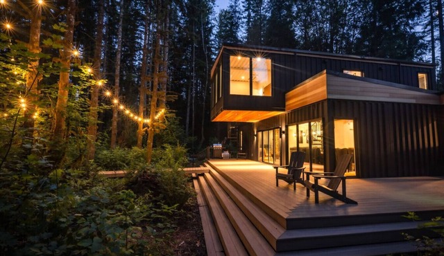 Pacific Bin - Sauna/Hot Tub/Steam Room in Monroe