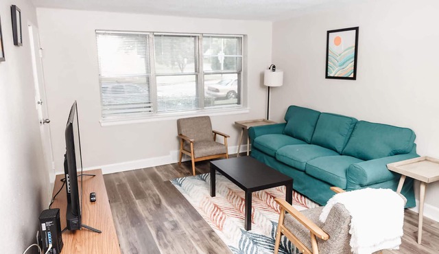 Peaceful, Affordable Retreat w/Fitness Ctr