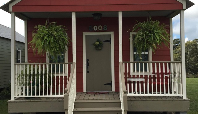 Peaceful, Private Cottage on Bayou Teche