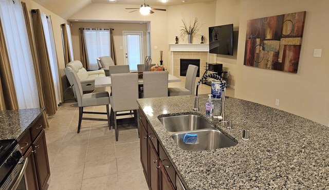 Peaceful Retreat for Travel Nurses & Corporate Stays in Spring