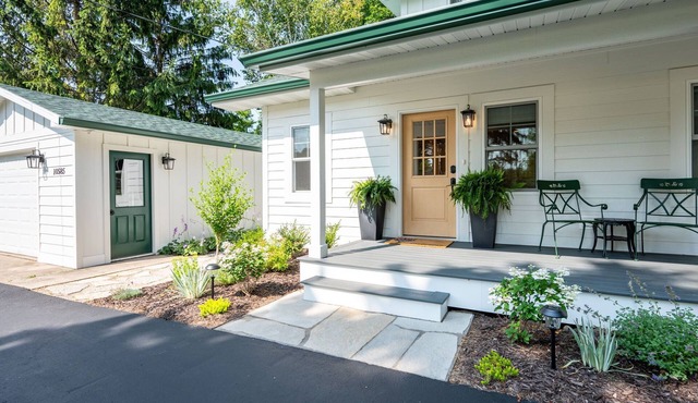Perfect for Families: Three Ensuites, Game Room & Unique Kids Outdoor Play Area