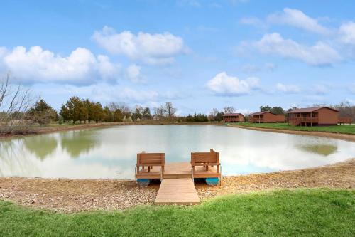 Pet Friendly! Couples Retreat in Southern Illinois