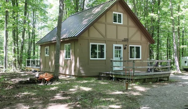 Pet-Friendly Cabin | Pool, Lakes & Golf