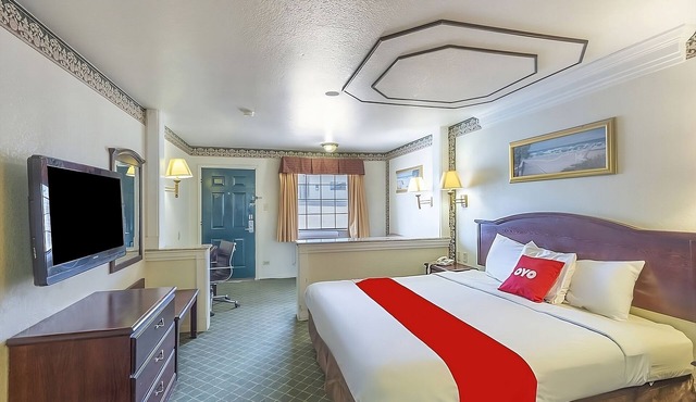 Pleasant Stay, Convenient Location! Pets are Allowed with Free Parking! in Three Rivers
