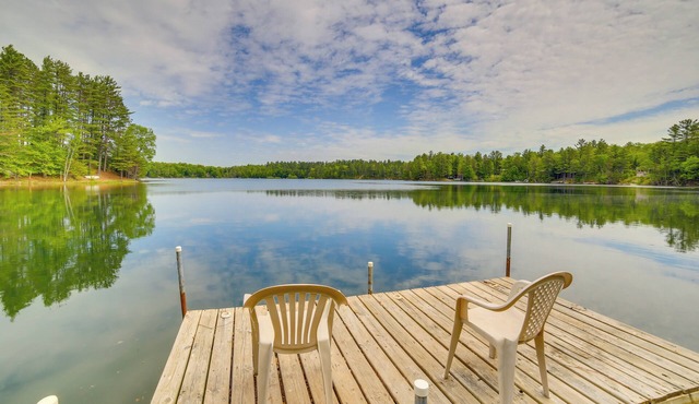 Powell Lake 'UP Badger Lodge BnB' w/Shared Dock