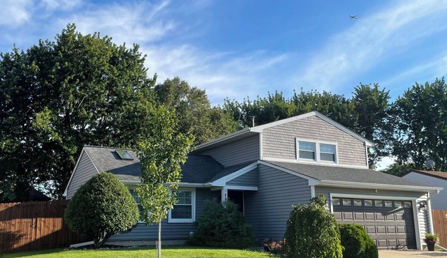 President's Cup Get-Away Home! Enjoy a nice home with a beautiful backyard!