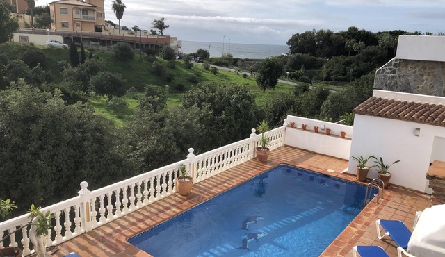 Privat villa with pool, 4 min walk from El Faro Beach, License VFT/MA/512184