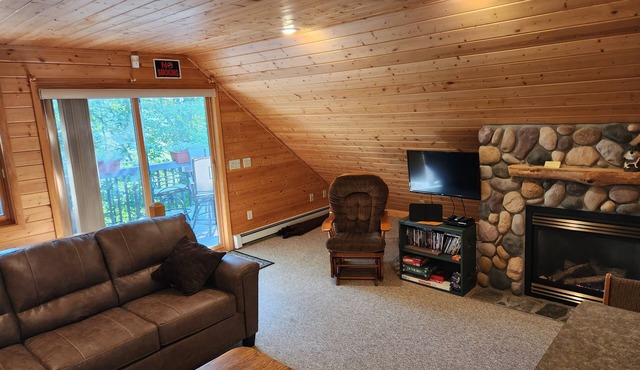 Private, Peaceful, Up-North Retreat-Close to All Crosslake Has to Offer! in Crosslake