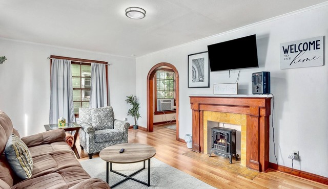 Private Shreveport-Bossier Retreat by Riverfront!