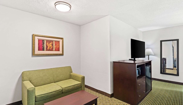 Quality Inn Dry Ridge