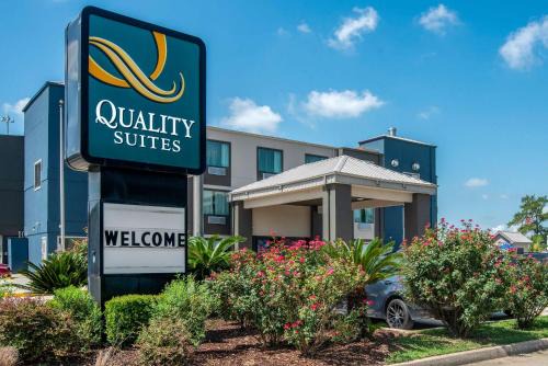 Quality Suites Baton Rouge East - Denham Springs in Riverview
