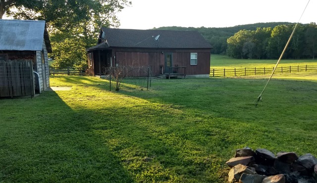 Quiet Cabin Retreat adjoining Sam A Baker State Park