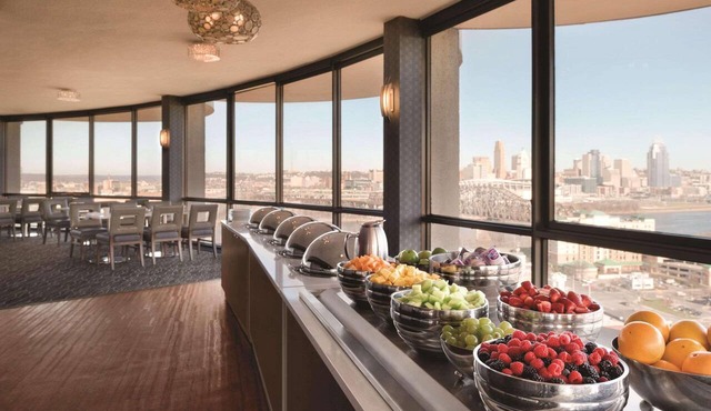 Radisson Hotel Cincinnati Riverfront in Covington
