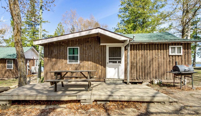 Resort Retreat on Gull Lake! Minnesota Cabin in Tenstrike