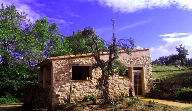 Rustic farmhouse in farm: charm and nature! (PG-936-18 turisme rural) in Sant Climent Sescebes
