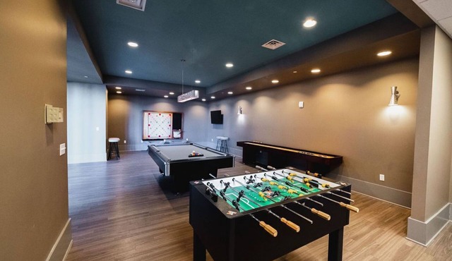 Sleepover: Outstanding 1BD/1BA Downtown Springfield