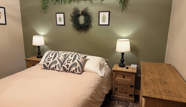 Soothing 1-bedroom cabin with AC in peaceful Wellston