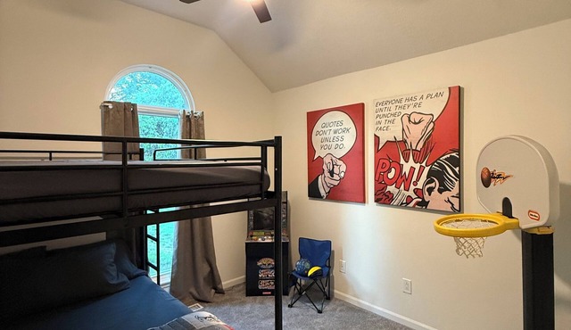 Spacious 5-bedroom house in fantastic Independence with 5 min from Stadium in Independence