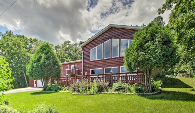 Spacious Frazee Home w/Direct Lake Access!