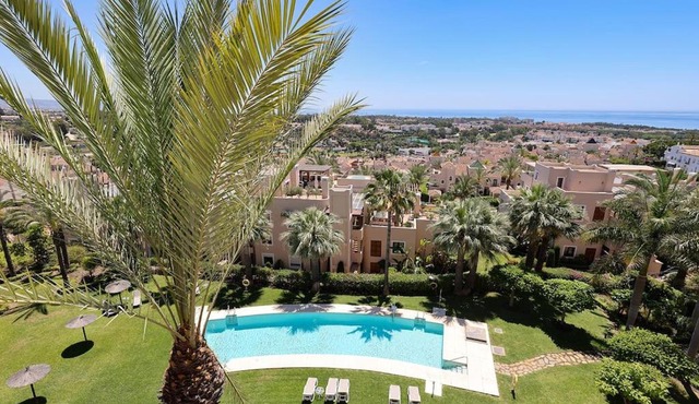 Spectacular luxury penthouse with best views ever in Estepona