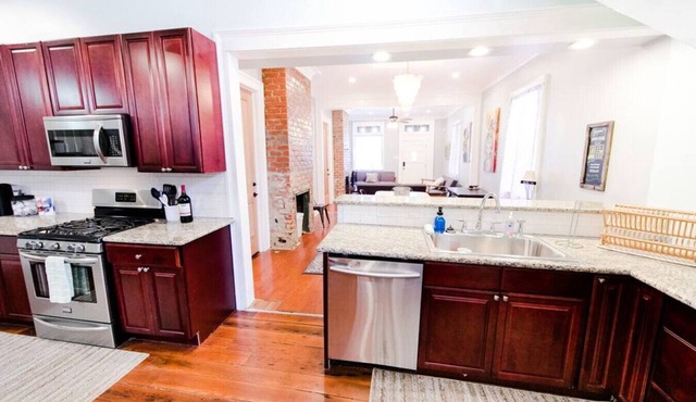 St. Ann Historic Creole Cottage 5 bed/4ba
