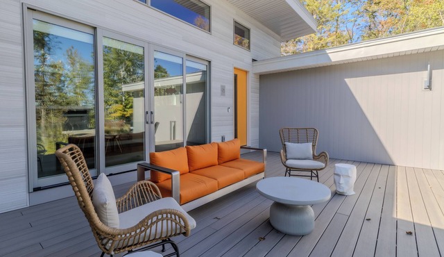 Stargazer – Modern Luxury Meets Up North Charm