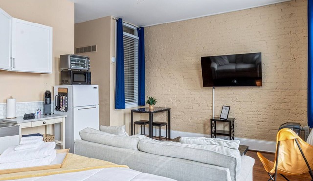 Studio on Historic Main by StayLage in Saint Charles