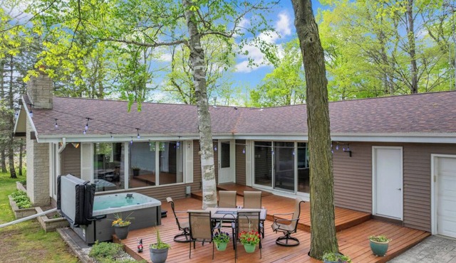 Stunning private home hidden in the woods. Can sleep 11 guests