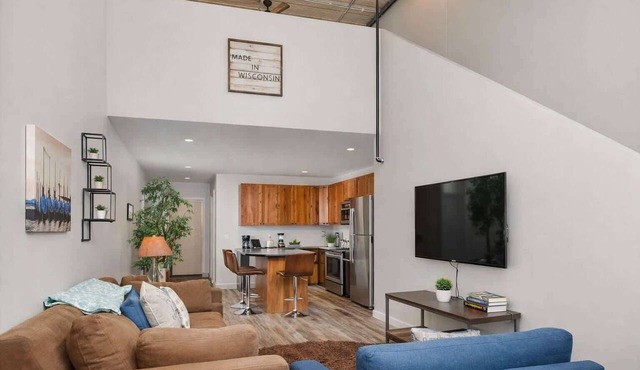 Stylish Condo Steps from Downtown Restaurants in Appleton