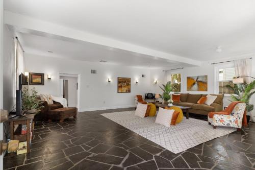 The Fontainebleau Residence in New Orleans
