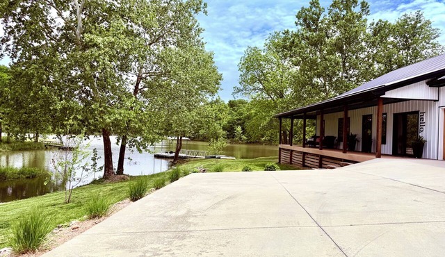 The Gathering Place - Lake of the Ozarks in Warsaw