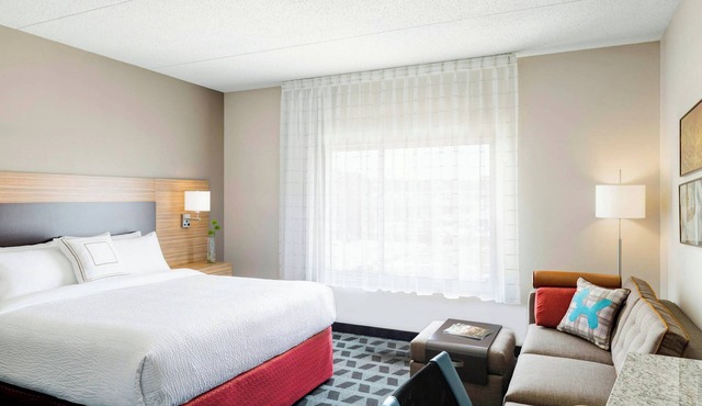 Towneplace Suites By Marriott Toledo Perrysburg