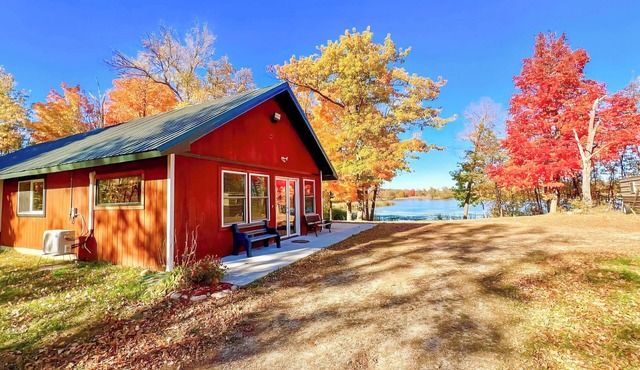 Trails, Firepit, Paddling, Fishing, Beach, Privacy in Parkers Prairie