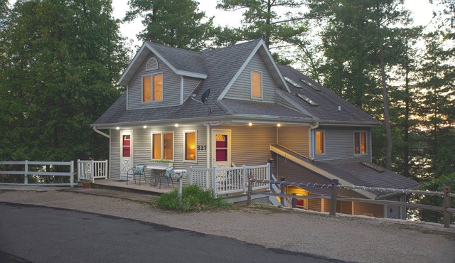 Tranquil 5-bedroom cottage in Elkhart Lake