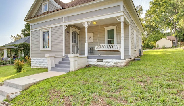 Updated Cotter Cottage: Walk to White River! in Cotter