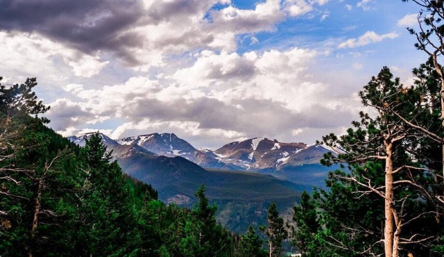 Upscale Waterfront Estate w/ Mtn Sunset Views! in Loveland