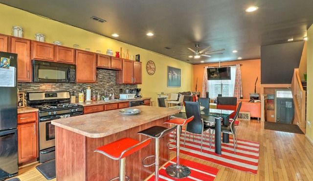 Urban Escape w/Patio - 2 Mi to Downtown Detroit!