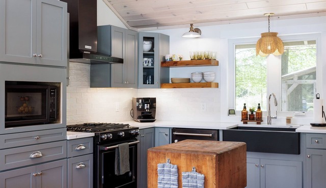 Vacationland Lakefront Cottage, Fisher +Big Glen Lake, Glen Arbor, Sleeping Bear