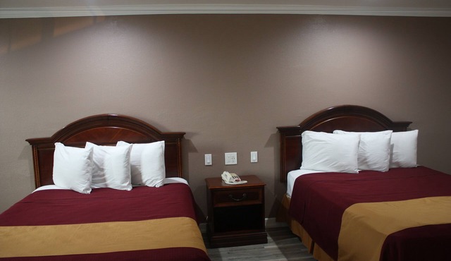Value Inn & Suites in Redding