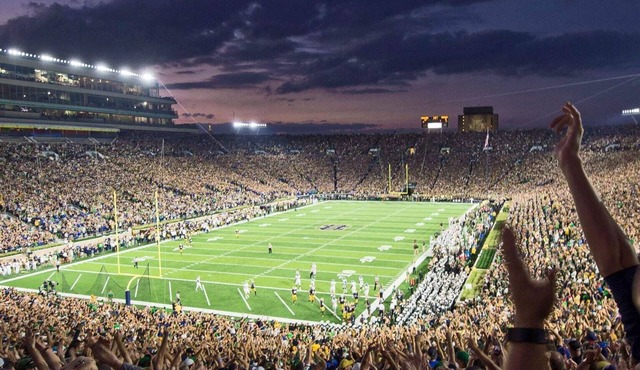 Walk to Notre Dame Stadium & Downtown Modern 4BR Townhome Sleeps 10