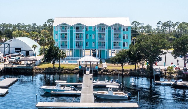Waterfront, Rivers Edge Condo #1D-Bldg 1 *PRIVATE DOCK and ASSIGNED BOAT SLIP! in Steinhatchee