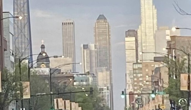 Wicker Park 10 minutes from Downtown and Salt Shed Special 139.00 July 5-9