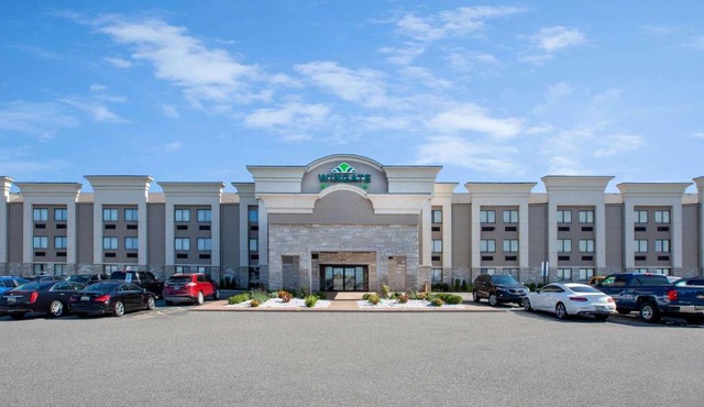 Wingate by Wyndham Detroit Metro Airport