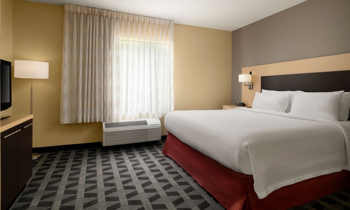 Bryant Pattengill West Hotel | TownePlace Suites by Marriott Ann Arbor